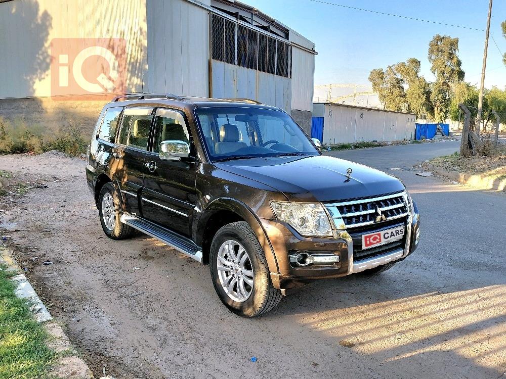 ميتسوبيشي باجيرو